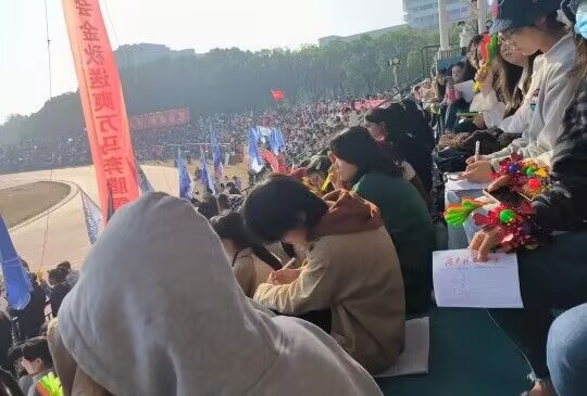 4b6db9828da0435284c56e08d27e1b3a.jpg 4b6db9828da0435284c56e08d27e1b3a.jpg