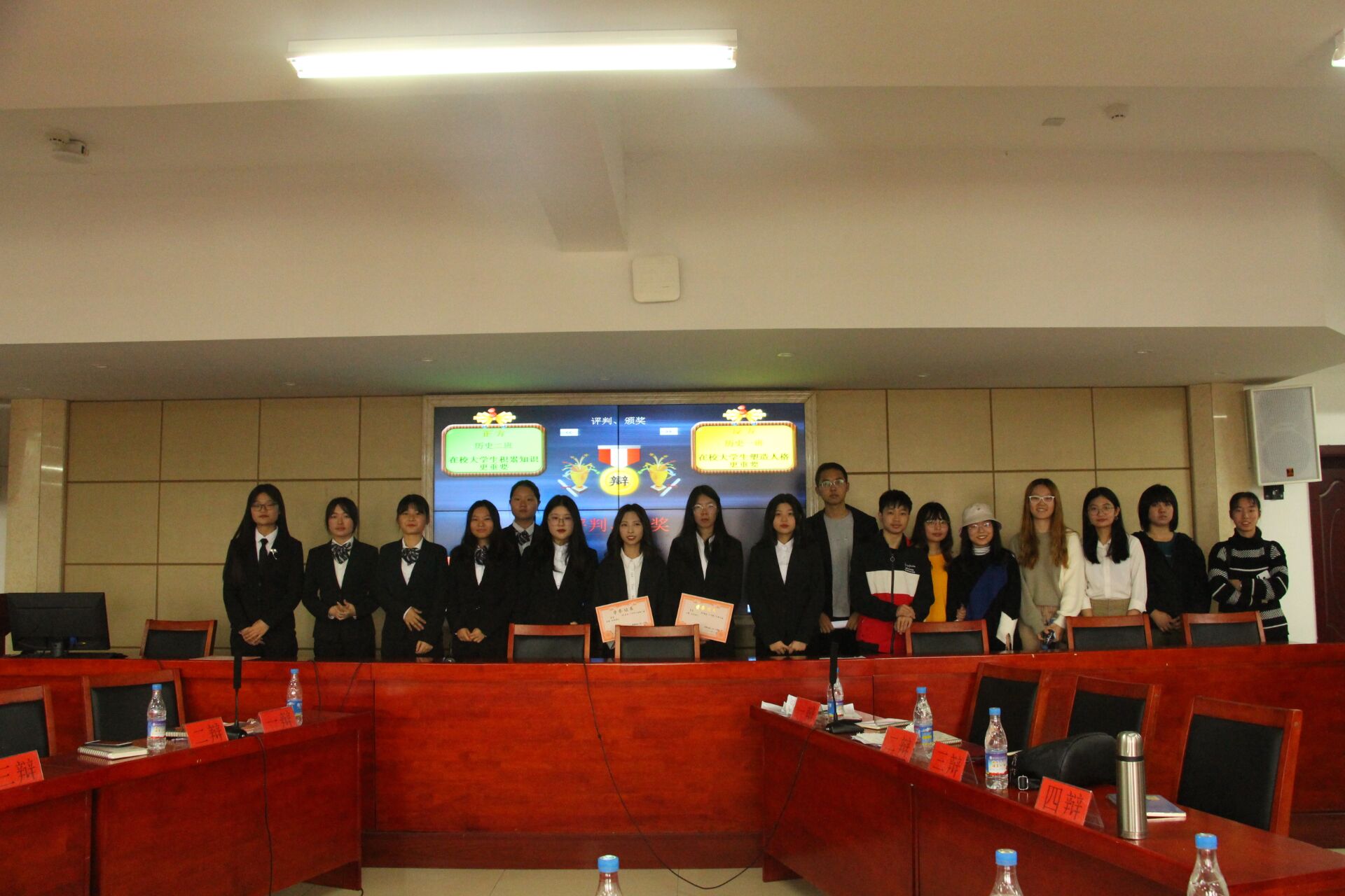 5fa03077d6654d819f618ce4a5cf4ffe.jpg 5fa03077d6654d819f618ce4a5cf4ffe.jpg