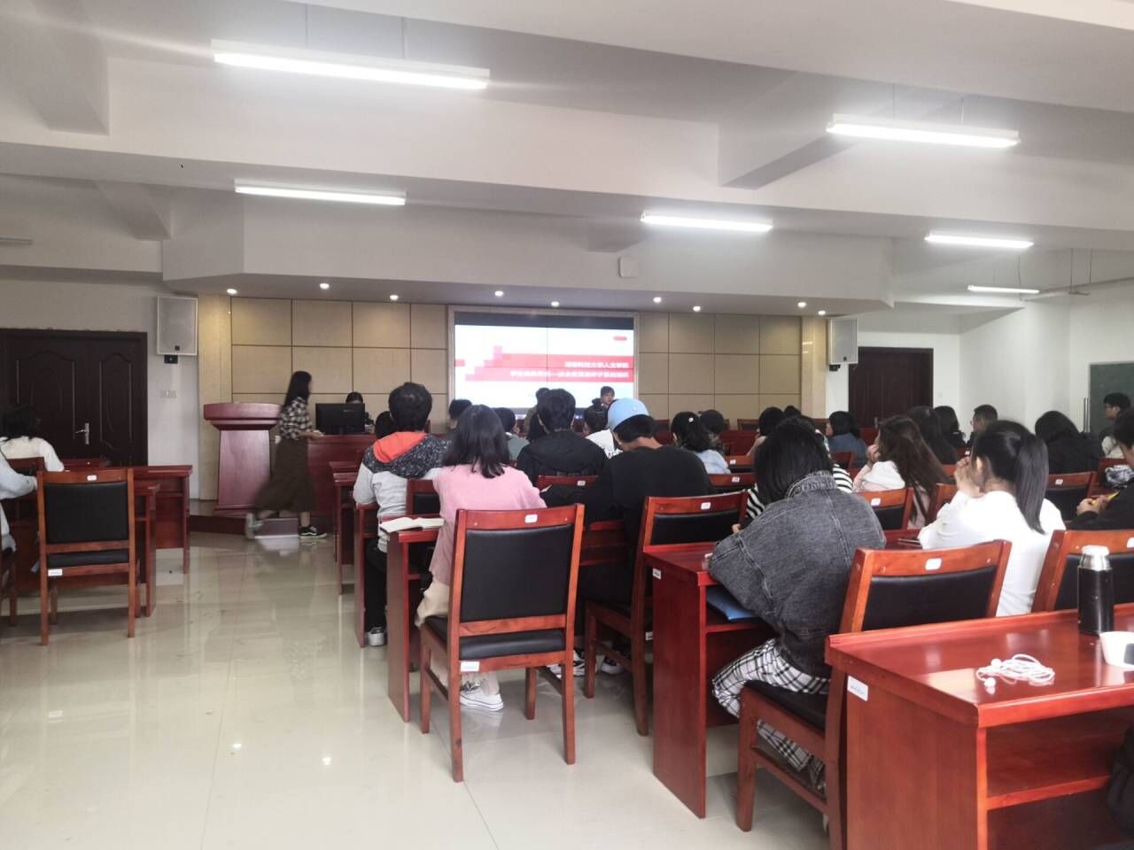 3e53a718385e4bf090006e61c036f27a.jpg 3e53a718385e4bf090006e61c036f27a.jpg