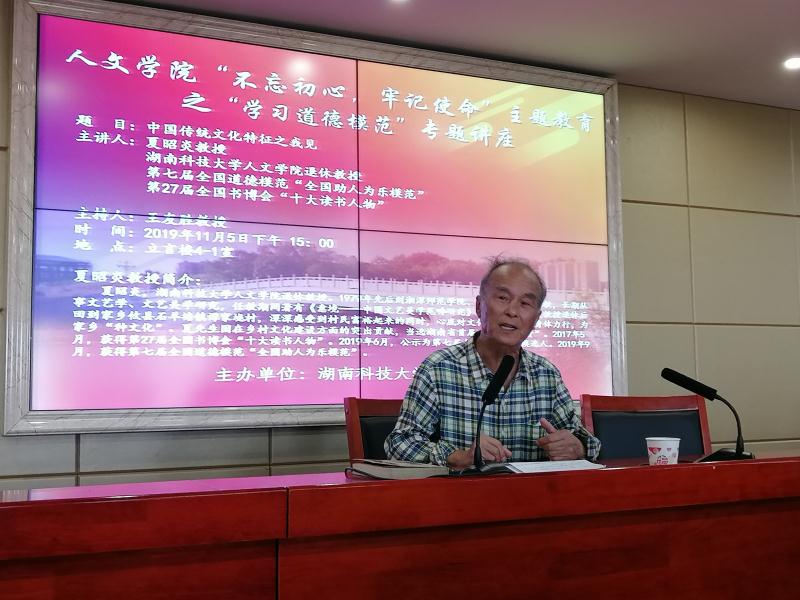 0418bf6abb2d4efda780009581945165.jpg 0418bf6abb2d4efda780009581945165.jpg