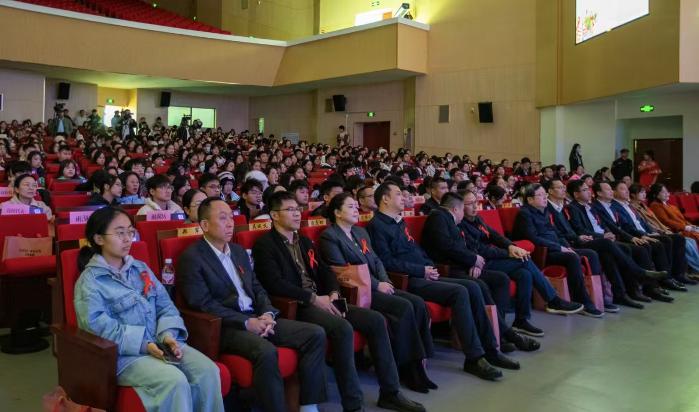 f0e3e4b4be6e488b9d8f95600a2666e3.jpg f0e3e4b4be6e488b9d8f95600a2666e3.jpg