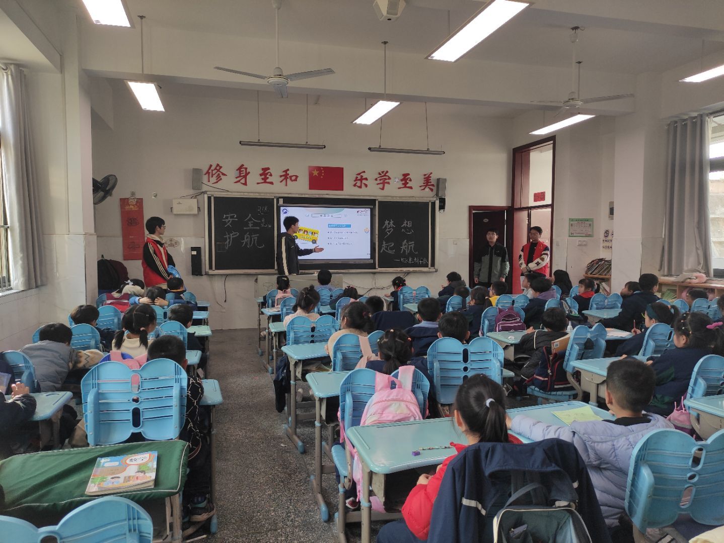 eb56b61d5ad64731b62dd72ab916277d.jpg eb56b61d5ad64731b62dd72ab916277d.jpg