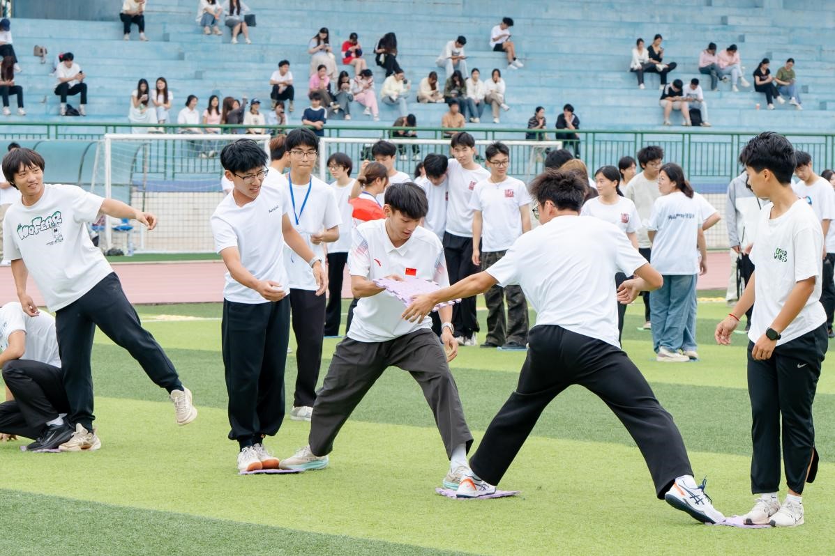 73bef53f087d4bc8853680e9554df778.jpg 73bef53f087d4bc8853680e9554df778.jpg