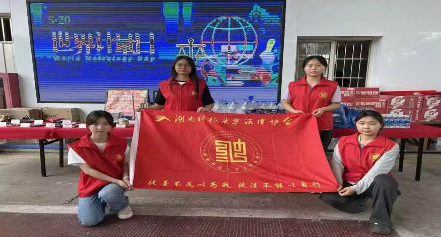 e74025f63b85446384d0d4bed2e84d50.jpg e74025f63b85446384d0d4bed2e84d50.jpg