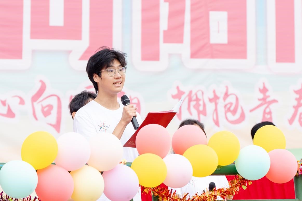 adf054307d774633bd757506aa77952b.jpg adf054307d774633bd757506aa77952b.jpg